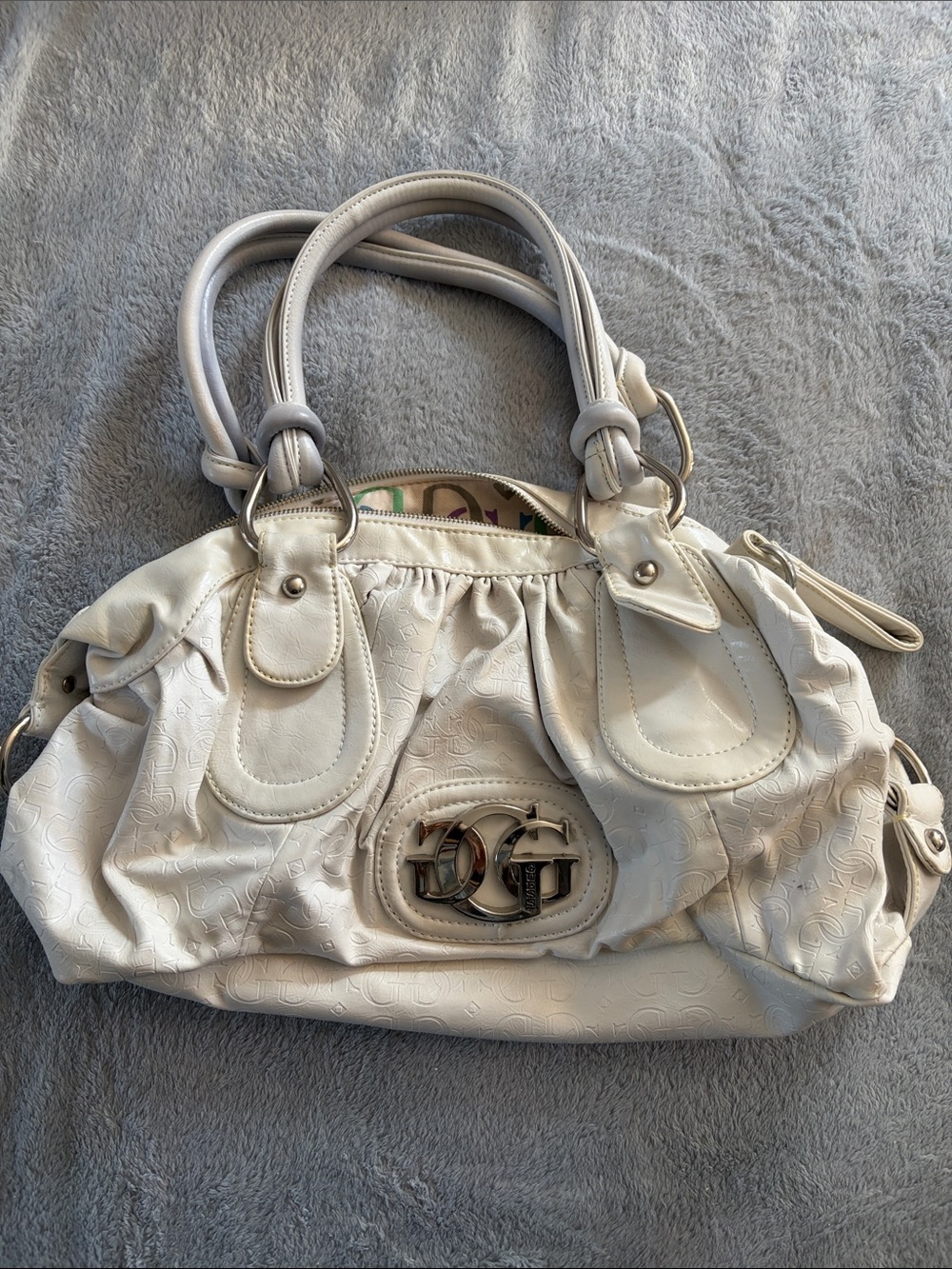 Guess Y2K White Embossed Leather(?) Shoulder Bag